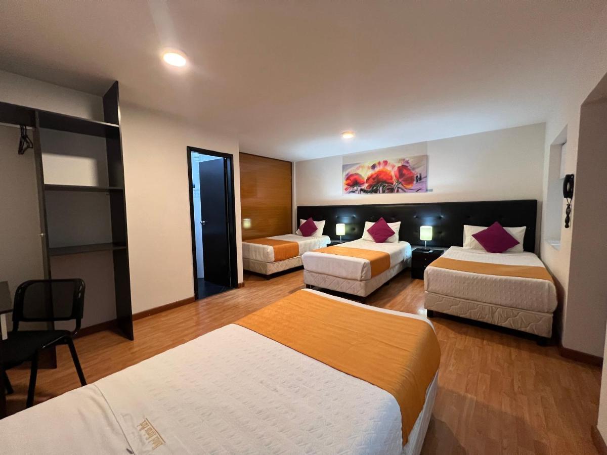Hotel Ferias Park Bogota Bagian luar foto