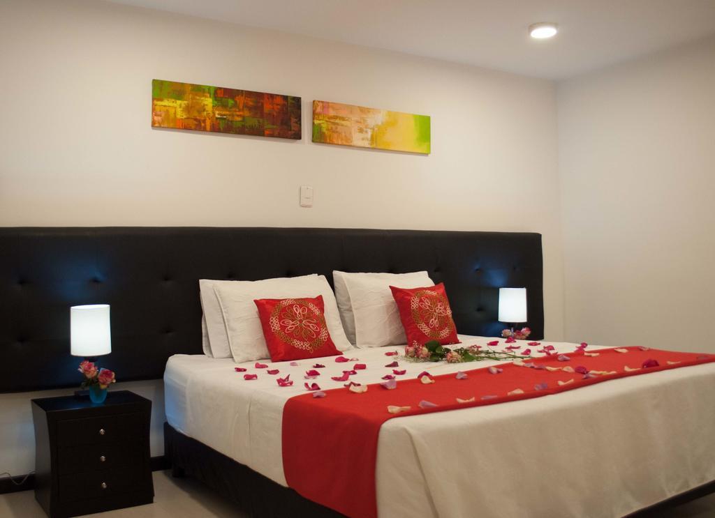 Hotel Ferias Park Bogota Bagian luar foto