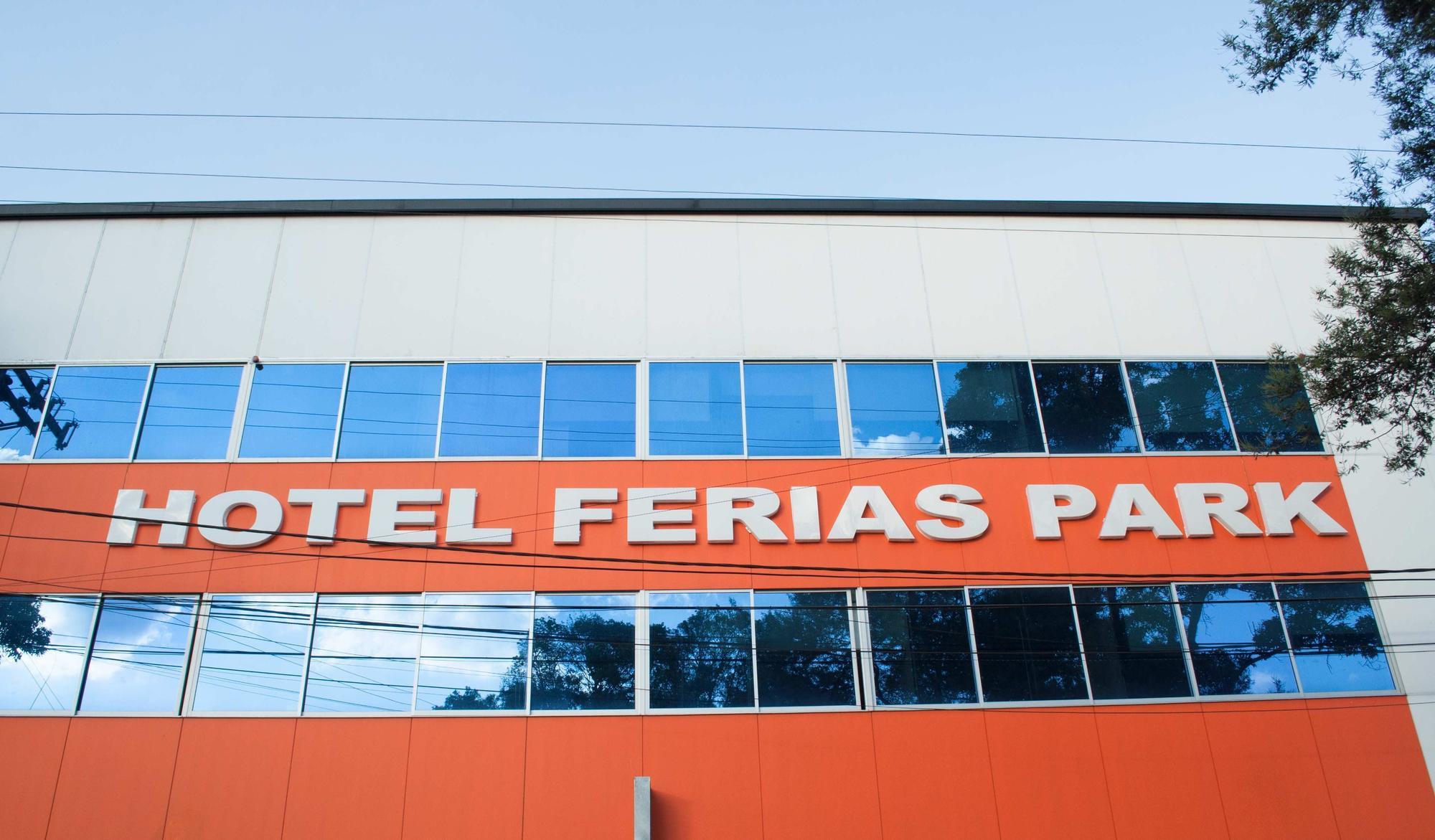 Hotel Ferias Park Bogota Bagian luar foto
